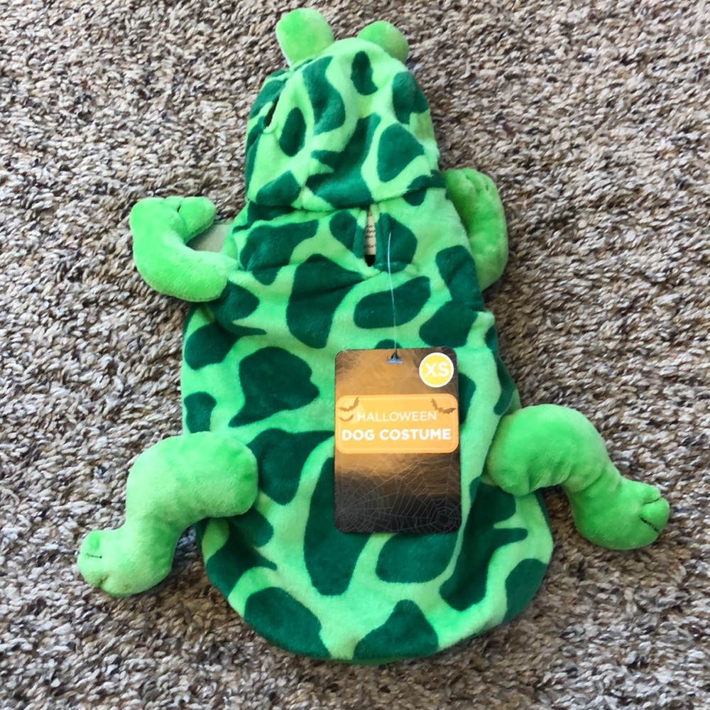NWT Frog Halloween Costume for Pet
